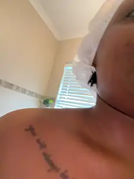 AddictiveMassiveBooty webkamerás műsora