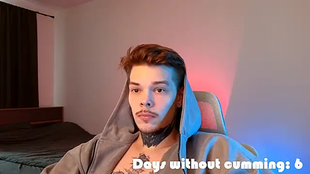 DENIS_HERE's Live XXX Chat