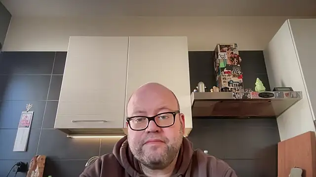 theitalianbear Live XXX-Chat