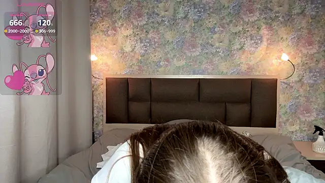 Chat +18 de LoraDavi ao vivo