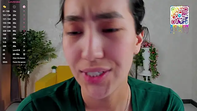 Chat XXX en directo de FlirtyAura