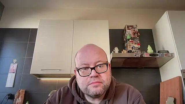 theitalianbear Live XXX-Chat