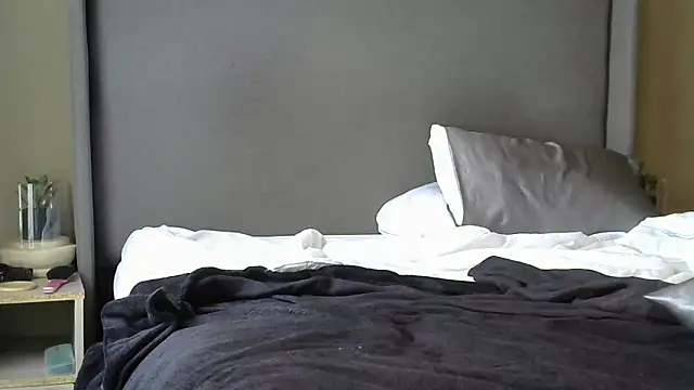 XXX chat uživo modela SweetShailynn