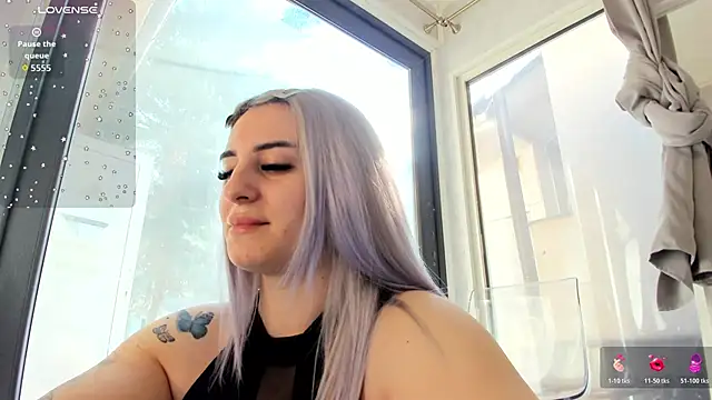 Czat XXX na żywo – Ella_Vee