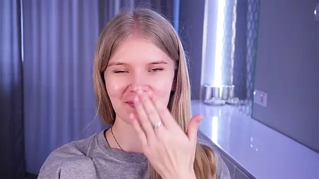 MelanyRuch élő XXX-chatje