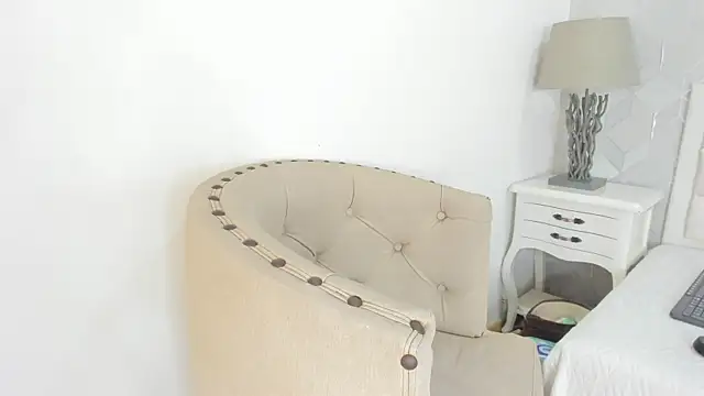 naia_coxn Live XXX chat