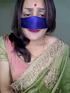 WetDollX Adlı Modelin Canlı XXX Sohbeti