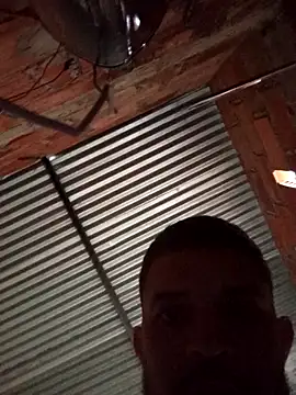 Hot_Veteran_1 라이브 XXX 채팅