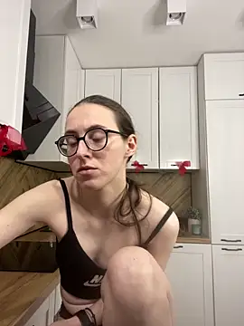 دردشة MartiniiSelenna الجنسية المباشرة