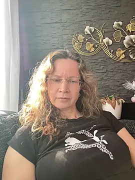 AnnikaRose 라이브 XXX 채팅