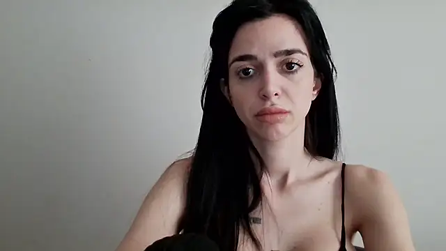 Show modela gglingeriee na web-kameri