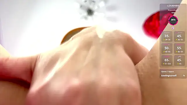 Chat XXX en directo de GlaydsLeveto