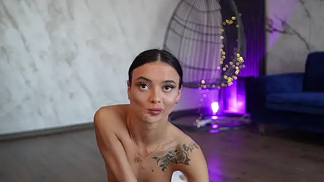 RachelRavee Obrolan Langsung XXX