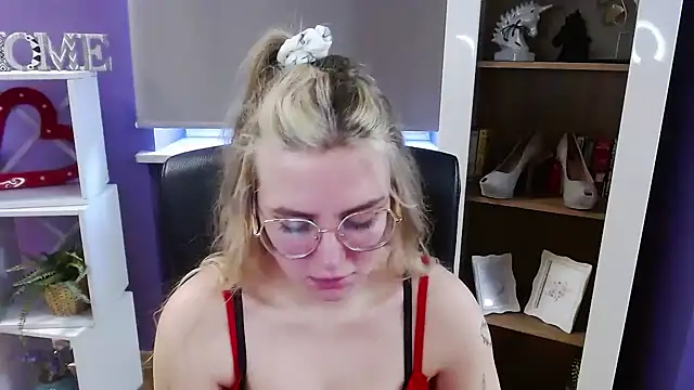 Chat XXX en directo de Zoey_Erotic