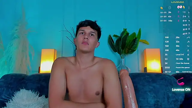 Czat XXX na żywo – Leo_Savage_