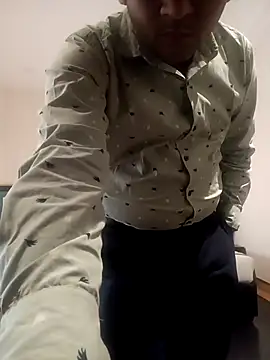 rarindam17 Adlı Modelin Canlı XXX Sohbeti