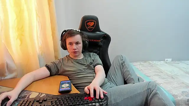 iliaskrislove: απευθείας συνομιλία ΧΧΧ