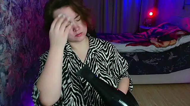 XXX chat uživo modela Jenny_Fox