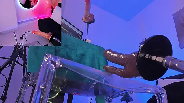 Chatroom XXX en direct de raven_blackk