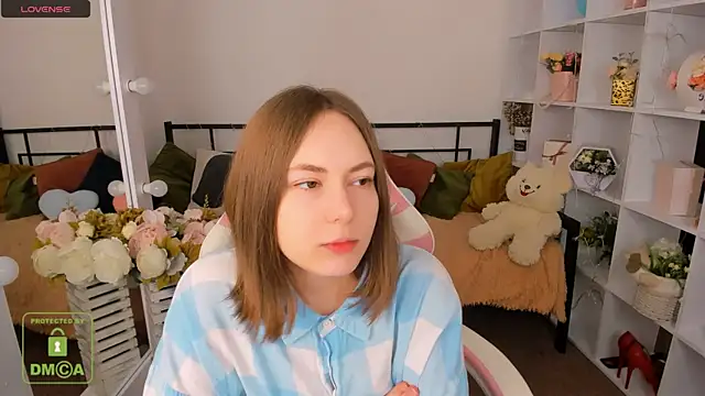 Chat +18 de Elma_Lily ao vivo