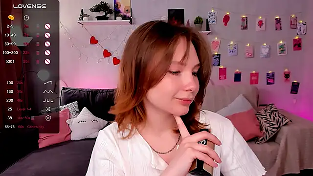 LanaBlu_ 现场XXX聊天