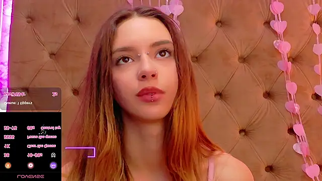 CoraVex Adlı Modelin Canlı XXX Sohbeti