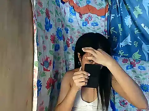 Chatroom XXX en direct de PinaySkinnyGirl