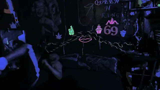 แชท XXX สดของ Splash_Queen420