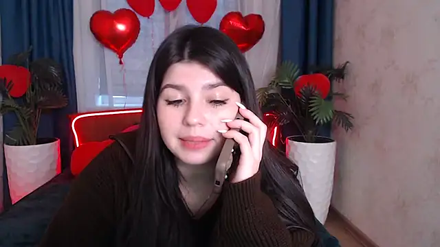 Chatroom XXX en direct de KisaModel