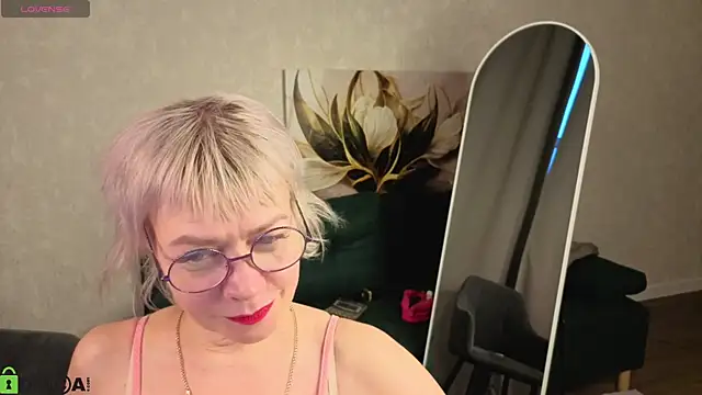 แชท XXX สดของ Ann_Annise