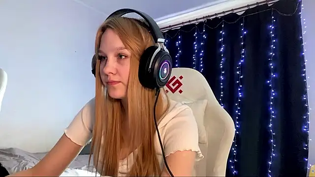 axin_burnelln Live XXX chat