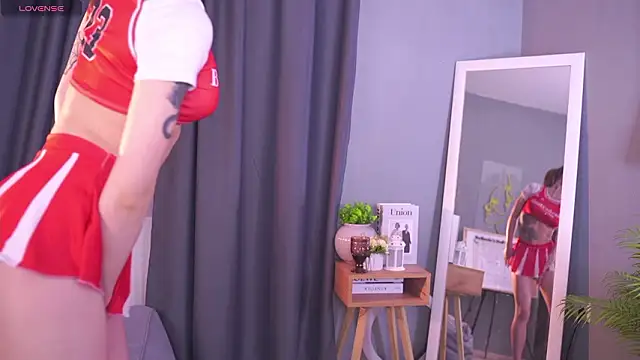 Deeptalkss' Live XXX Chat