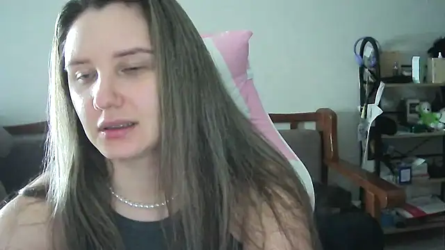 Caymira's Live XXX Chat