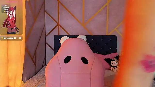 _vaiolet_owo's Live XXX Chat