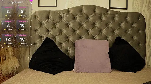 Chat +18 de lliiaa_moon ao vivo