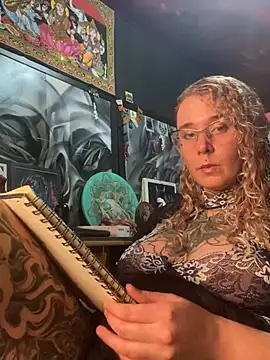 curly_mis' Live XXX Chat