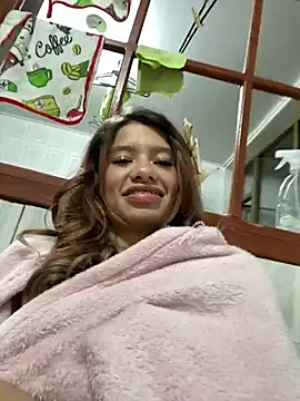 Sofiia_cute_のライブXXXチャット