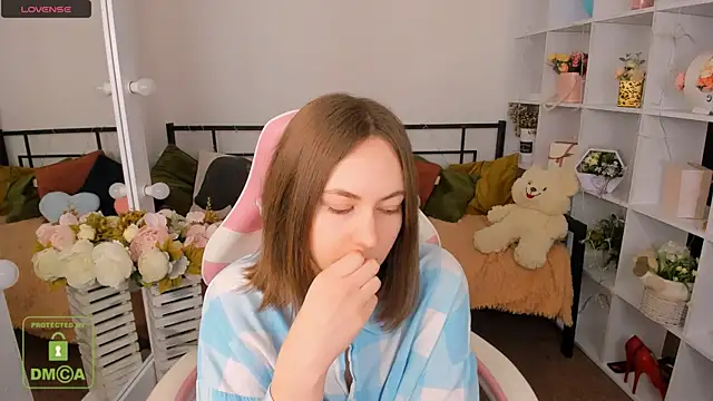 Chat +18 de Elma_Lily ao vivo