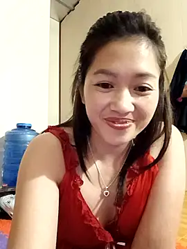 -Paige- élő XXX-chatje