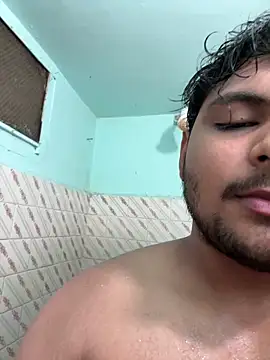 Kira_1413 Pertunjukan Webcam