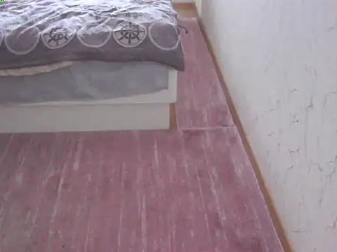 svvs27: διαδικτυακό σόου στην κάμερα