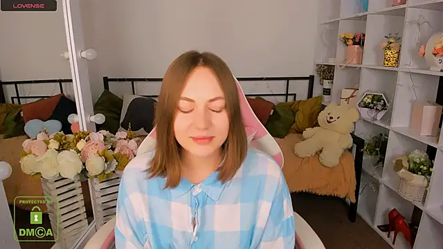 Elma_Lily Chat XXX in diretta