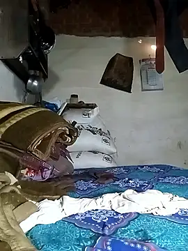 Hot_bhabhi300 élő XXX-chatje