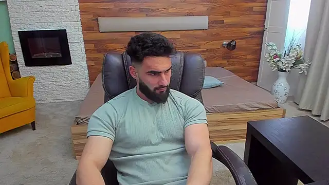 Show modela MicahLane na web-kameri