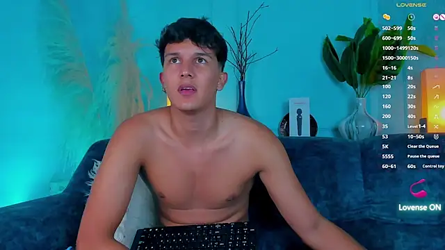 แชท XXX สดของ Leo_Savage_