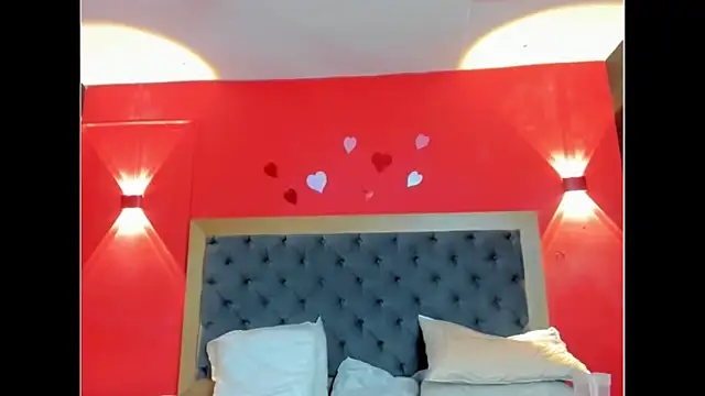 YayaHilton Live XXX-Chat