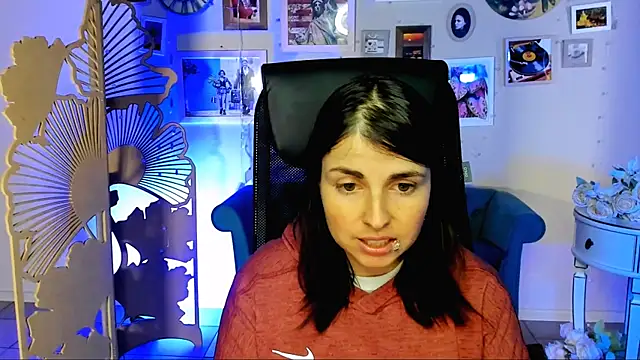 Sembang XXX Secara Langsung MartaEdams