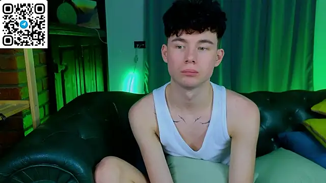 Chat XXX Live Cute_Mike