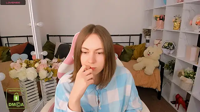 Chat +18 de Elma_Lily ao vivo