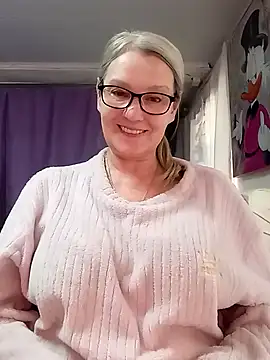 irinamaux live XXX chat